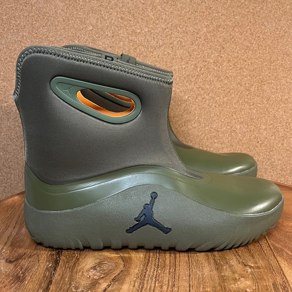 Jordan
Lil drip’
NWOT🔥 - Picture 2 of 9